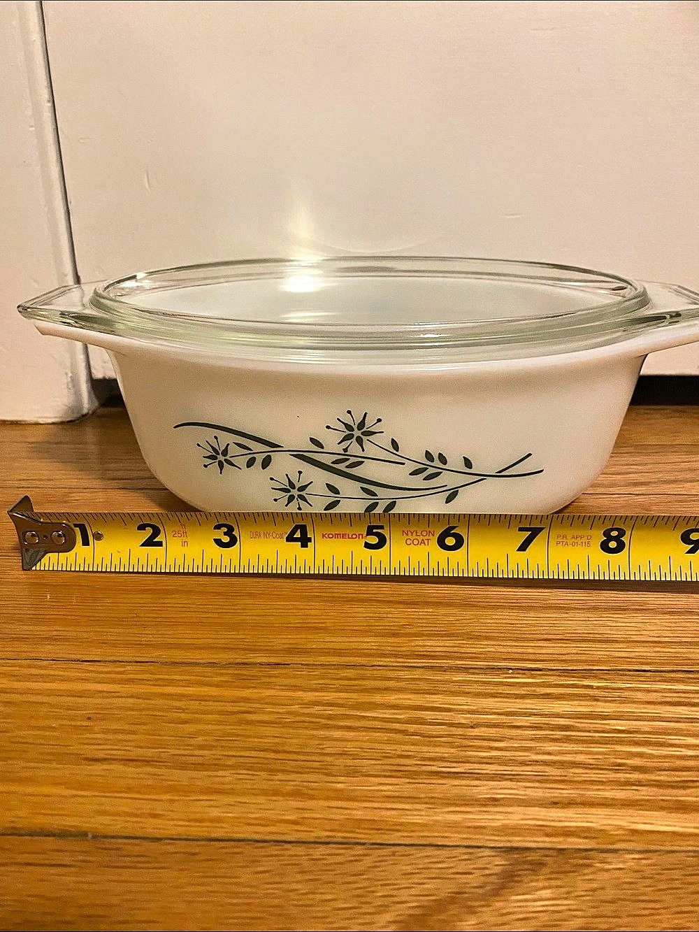 Pyrex Green Honeysuckle 1960s Promotional 1.5 Quart Casserole Dish